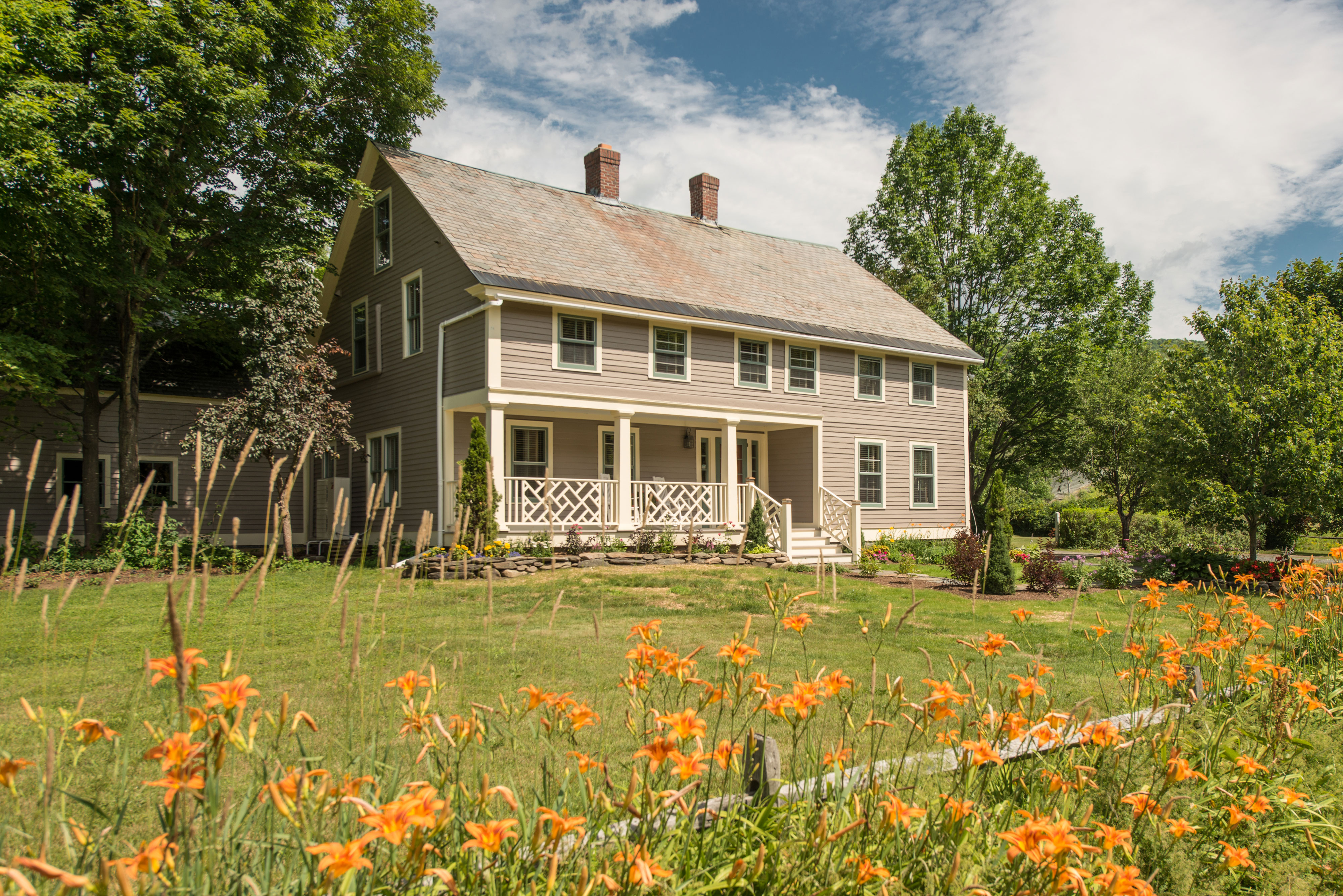 Deer Brook Inn c1820 Farmhouse