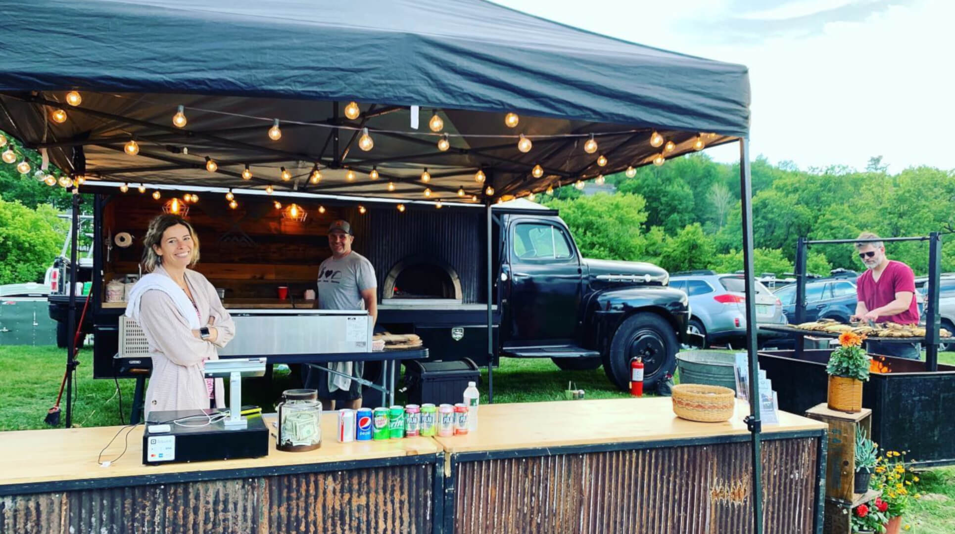 Green Mountain Pizza food truck