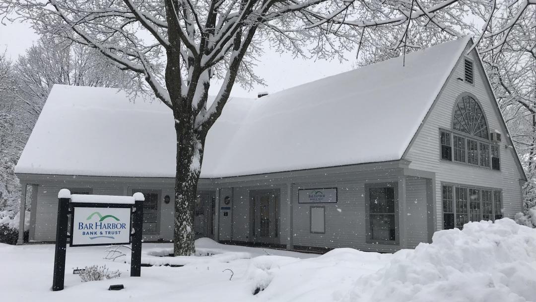 Bar Harbor Bank and Trust Woodstock branch in winter