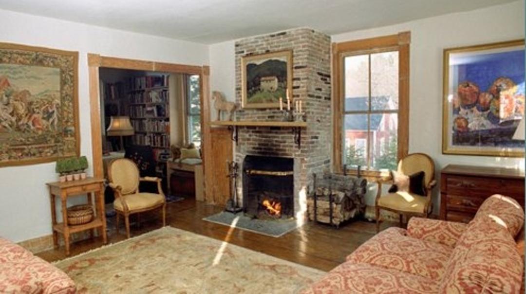 Fan House