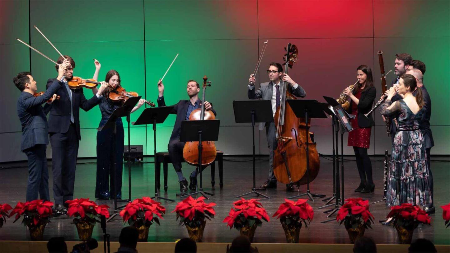 Frisson a classical christmas