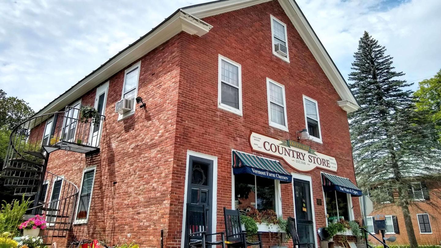 Outside the Taftsville Country Store in summer