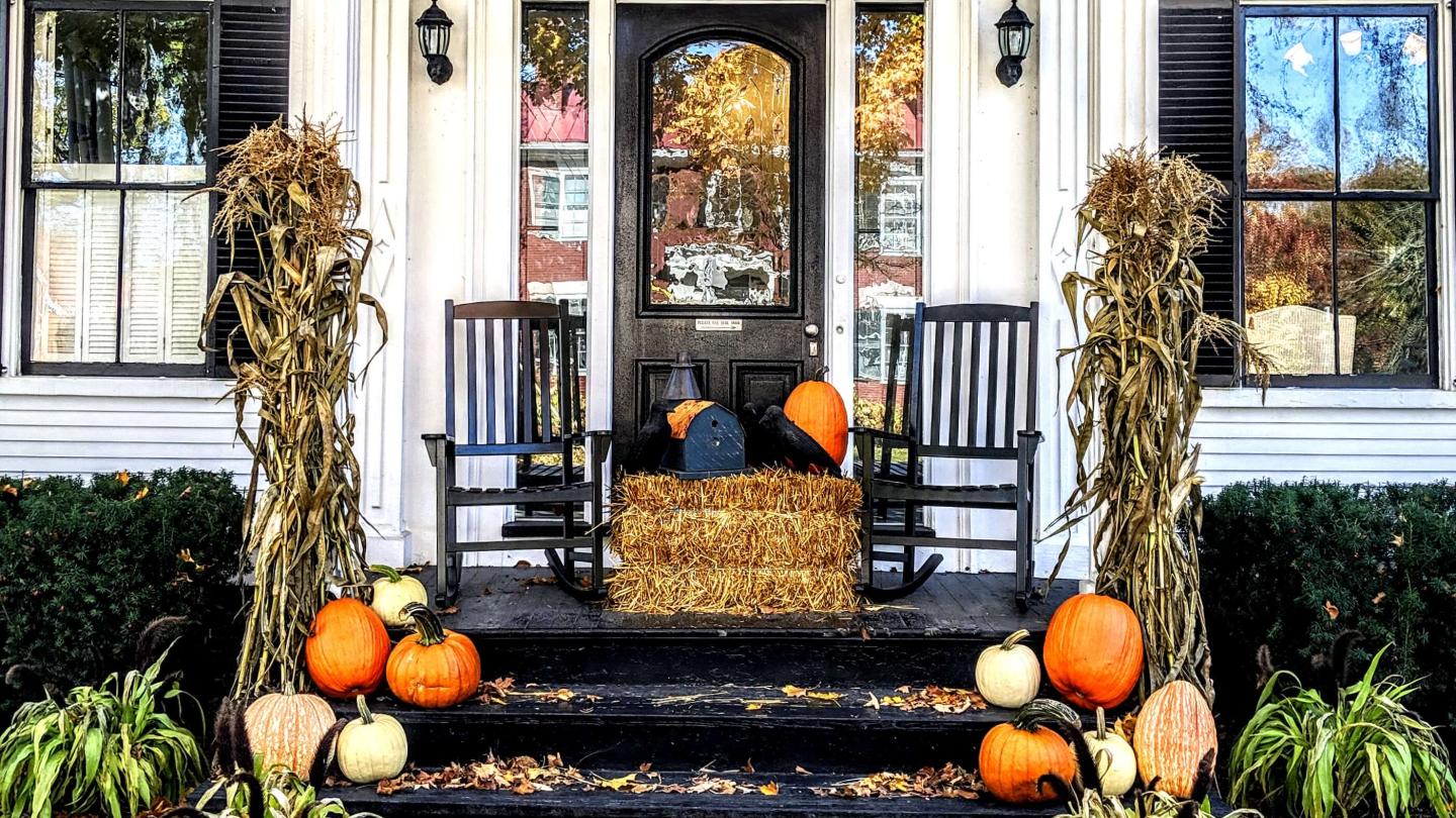 The Ardmore Inn autumn fall front porch
