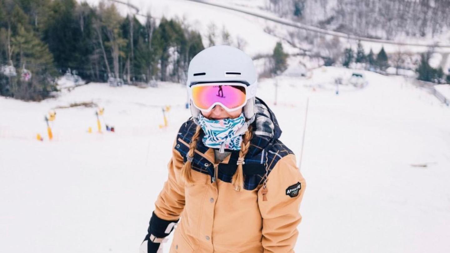 Jess Kirby Snowboarding