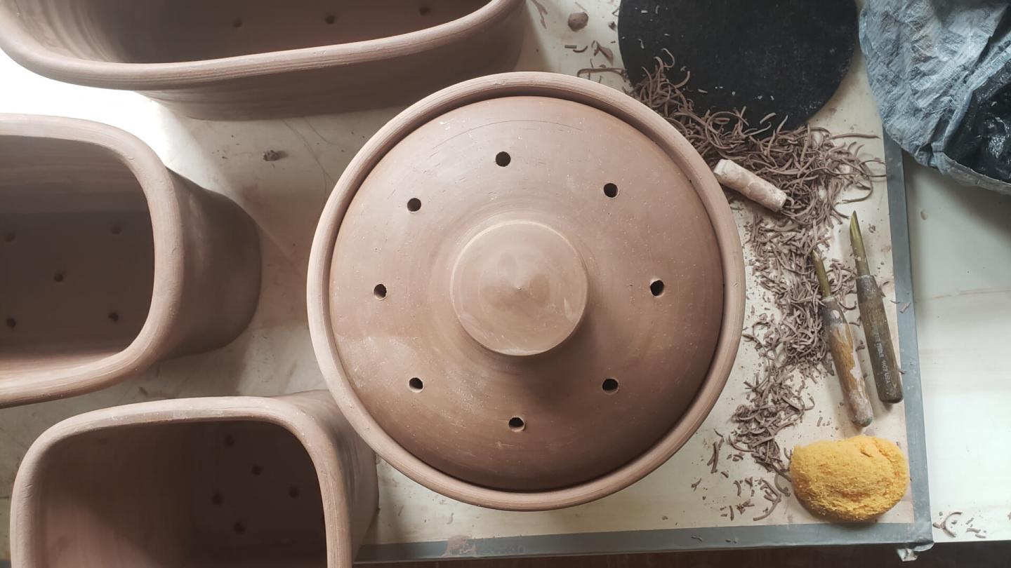 Laura White Pottery
