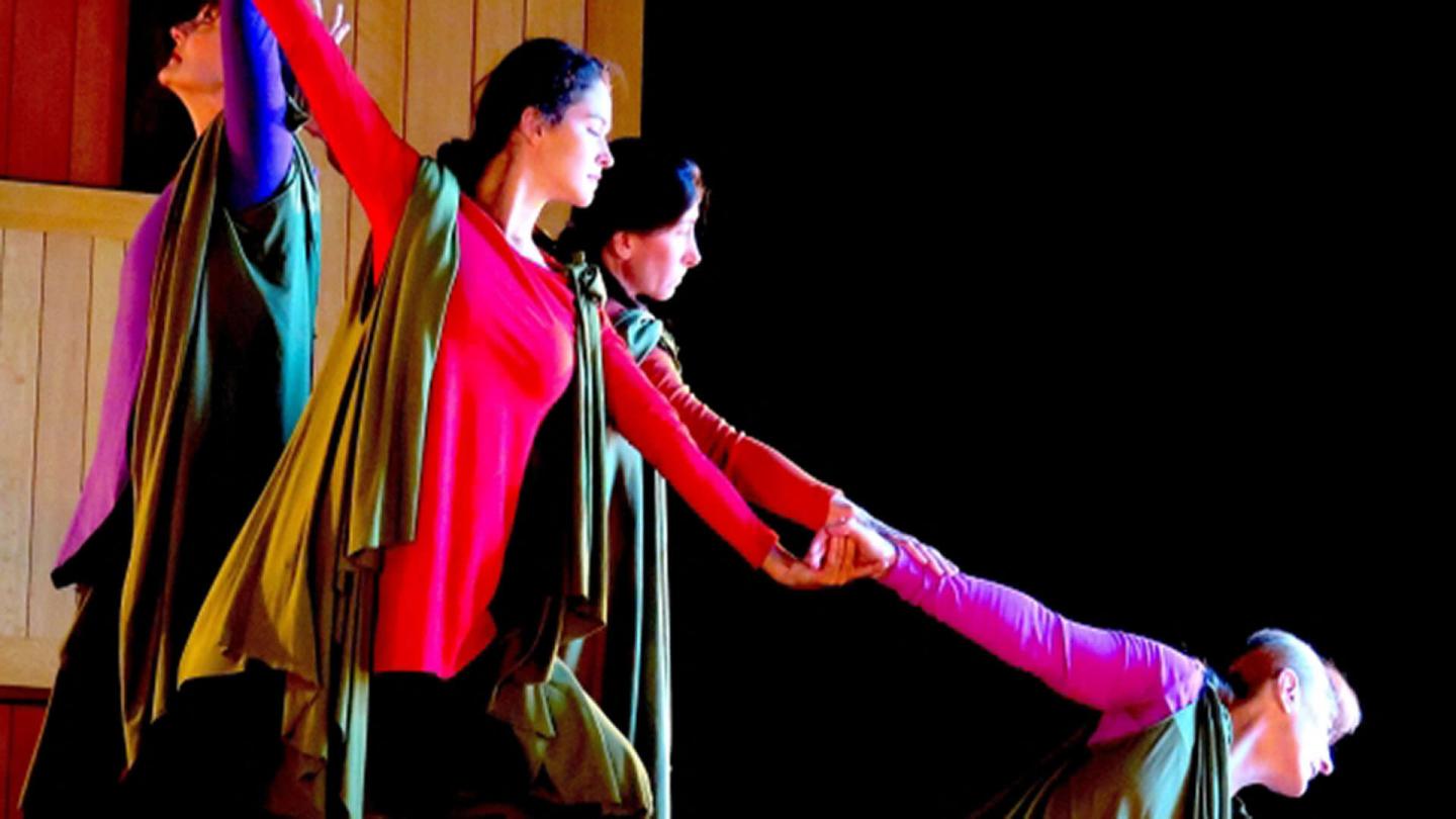 Homage to Mary Oliver in Poetry & Dance