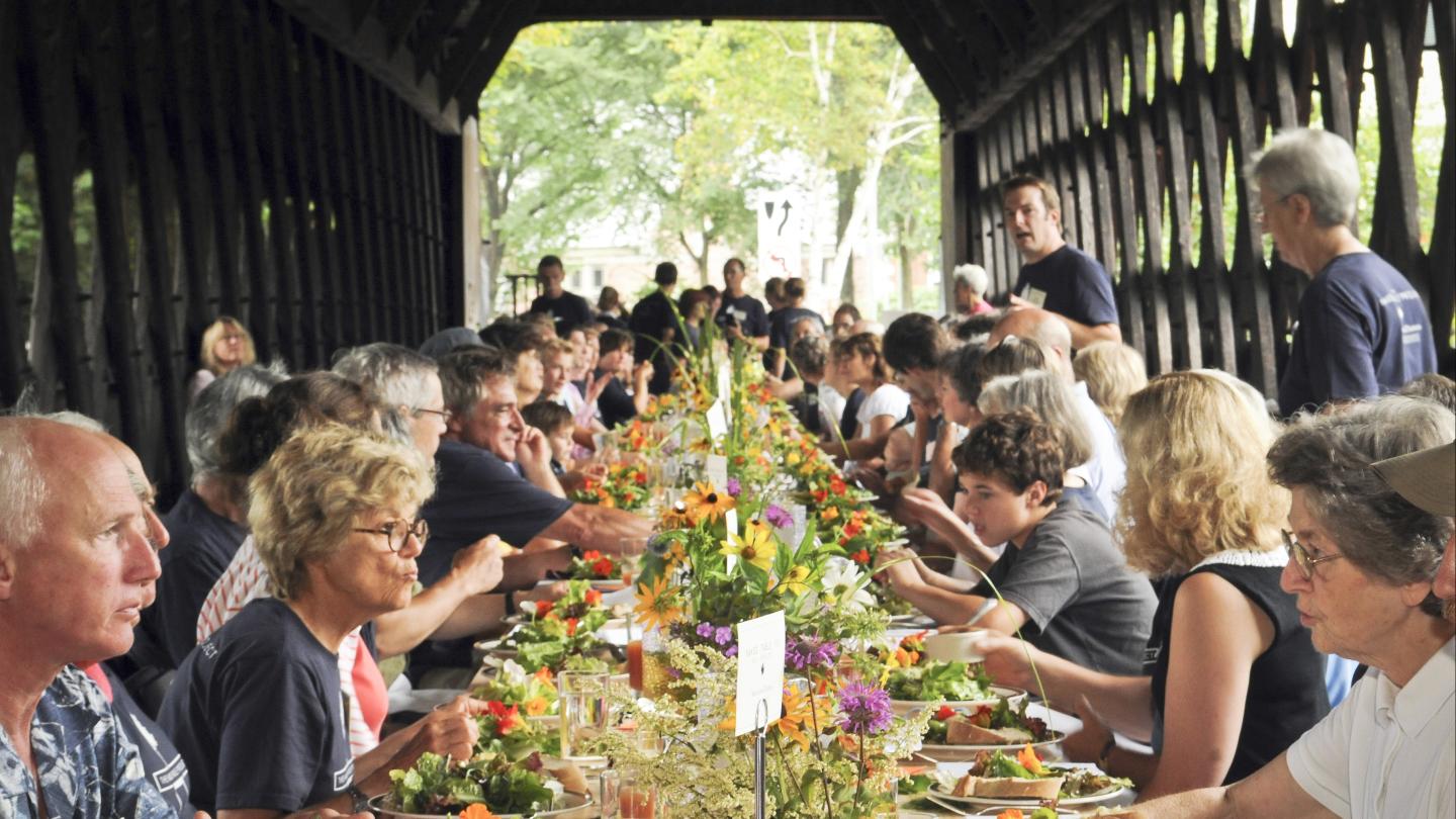 www.nakedtable.org
