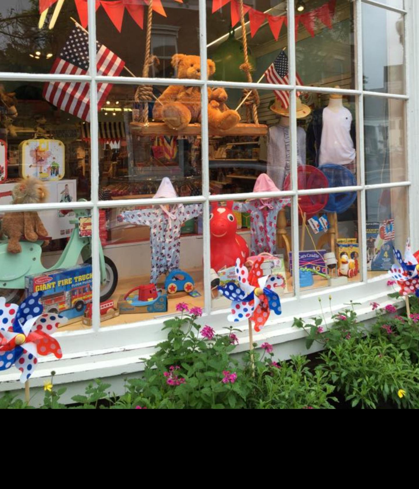Red Wagon Toy Co. Store front