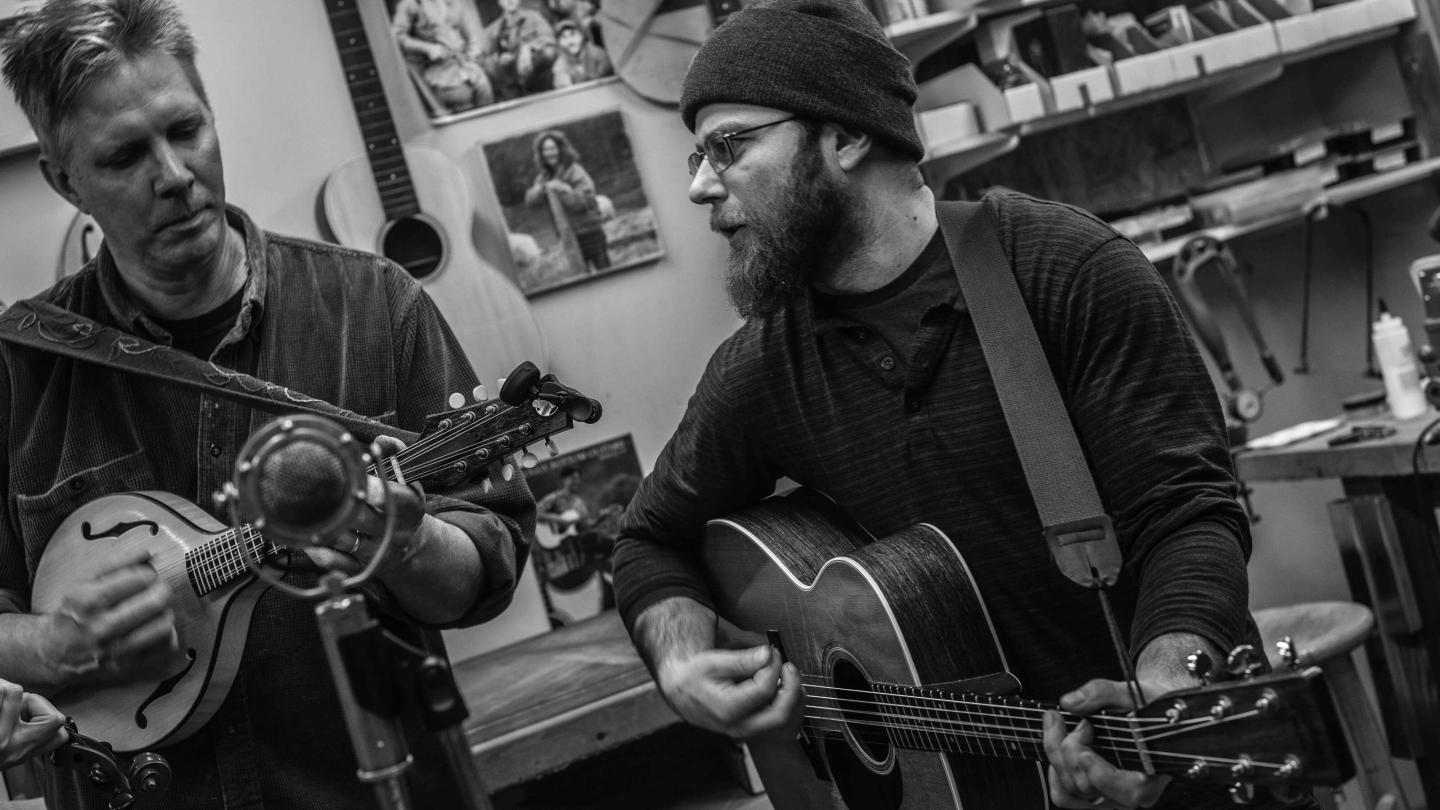 live music w/Justin Park