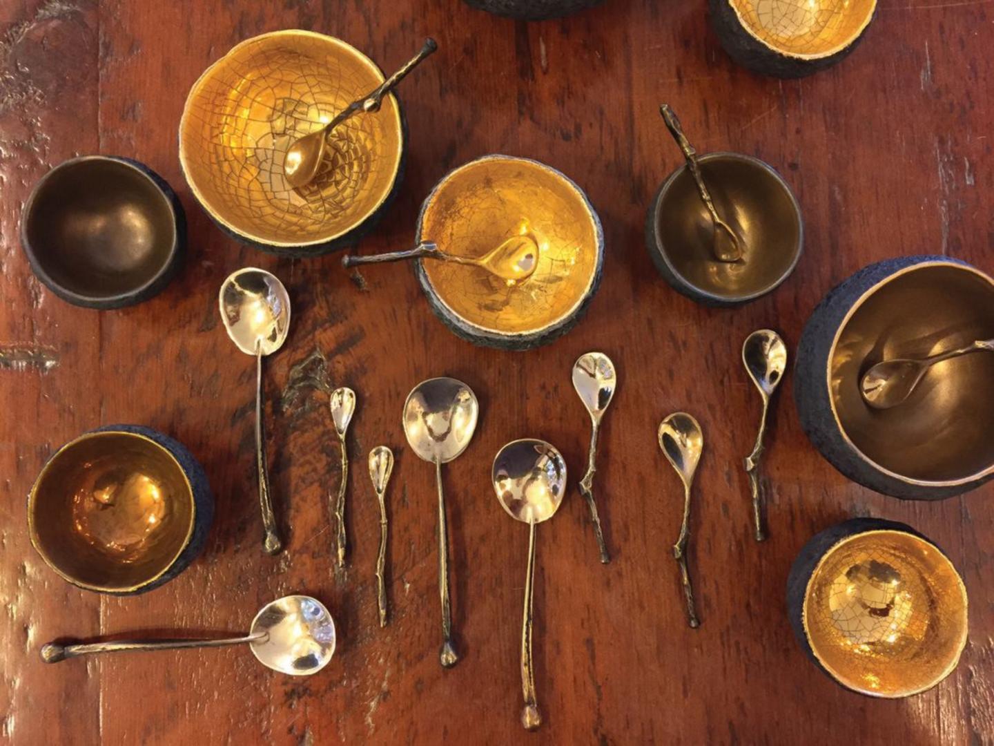 Fossilglass wares