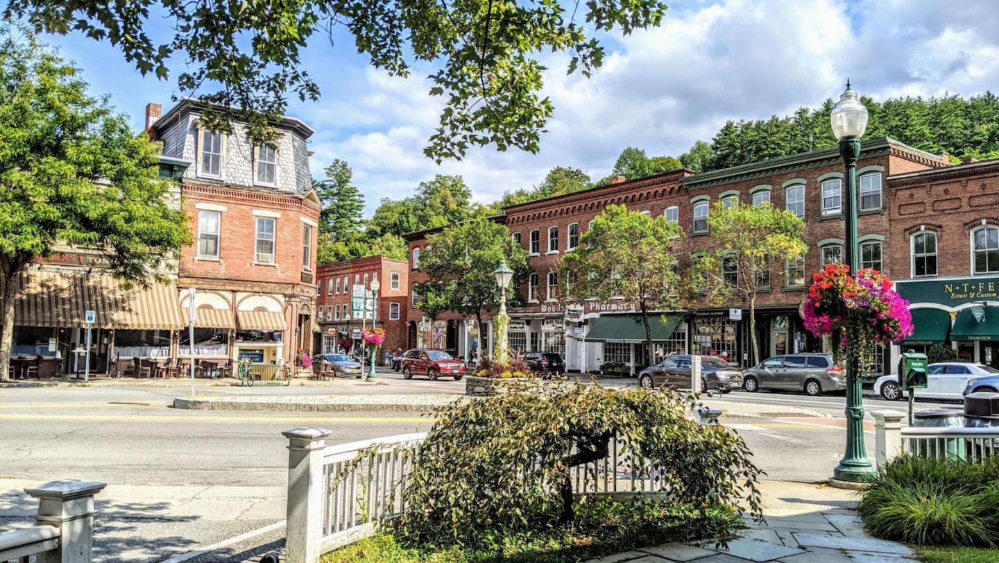 downtown woodstock