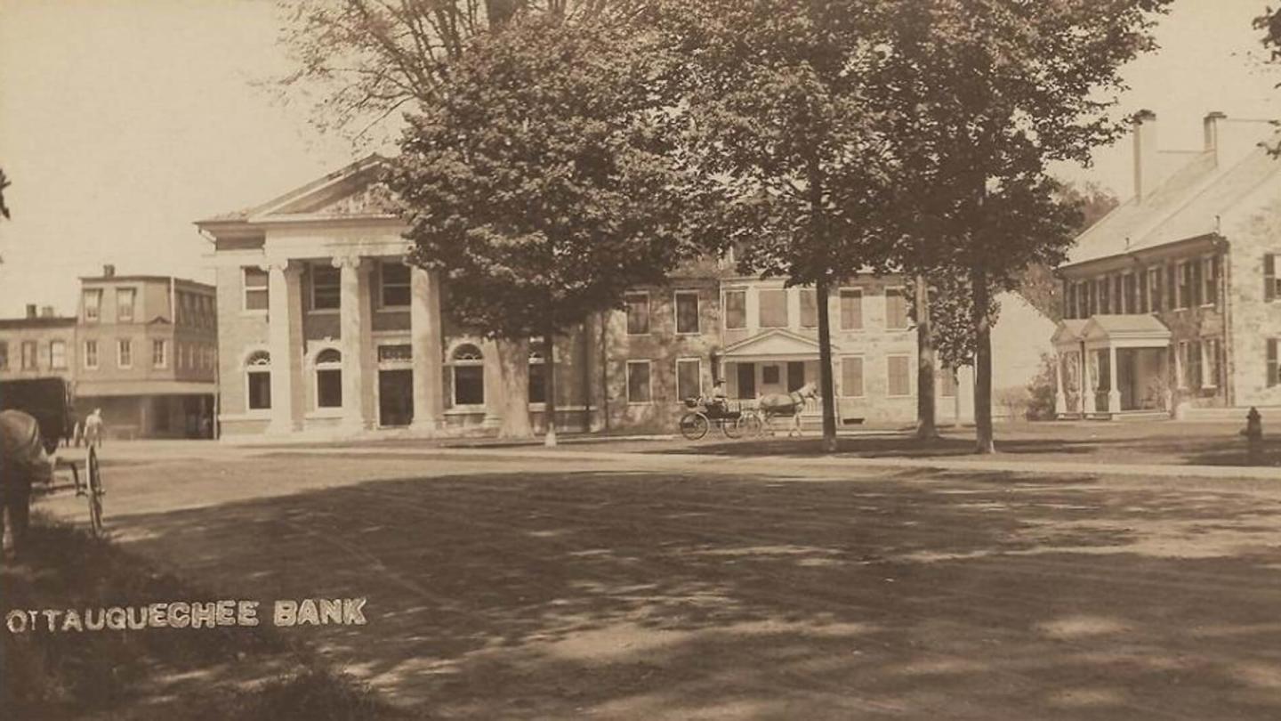 Woodstock historic scene ottauquechee bank