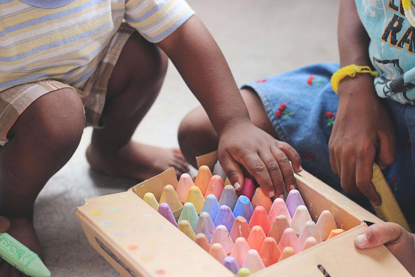 Kids with sidewalk chalk