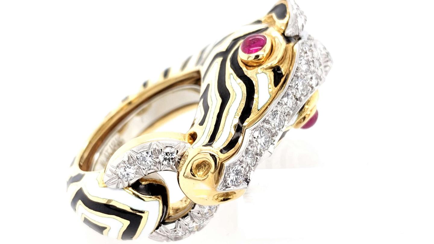 Zebra ring
