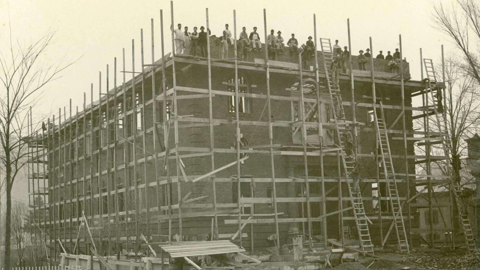 Construction of the Woodstock Town Hall