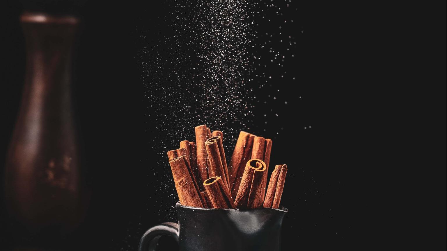 Cinnamon sticks