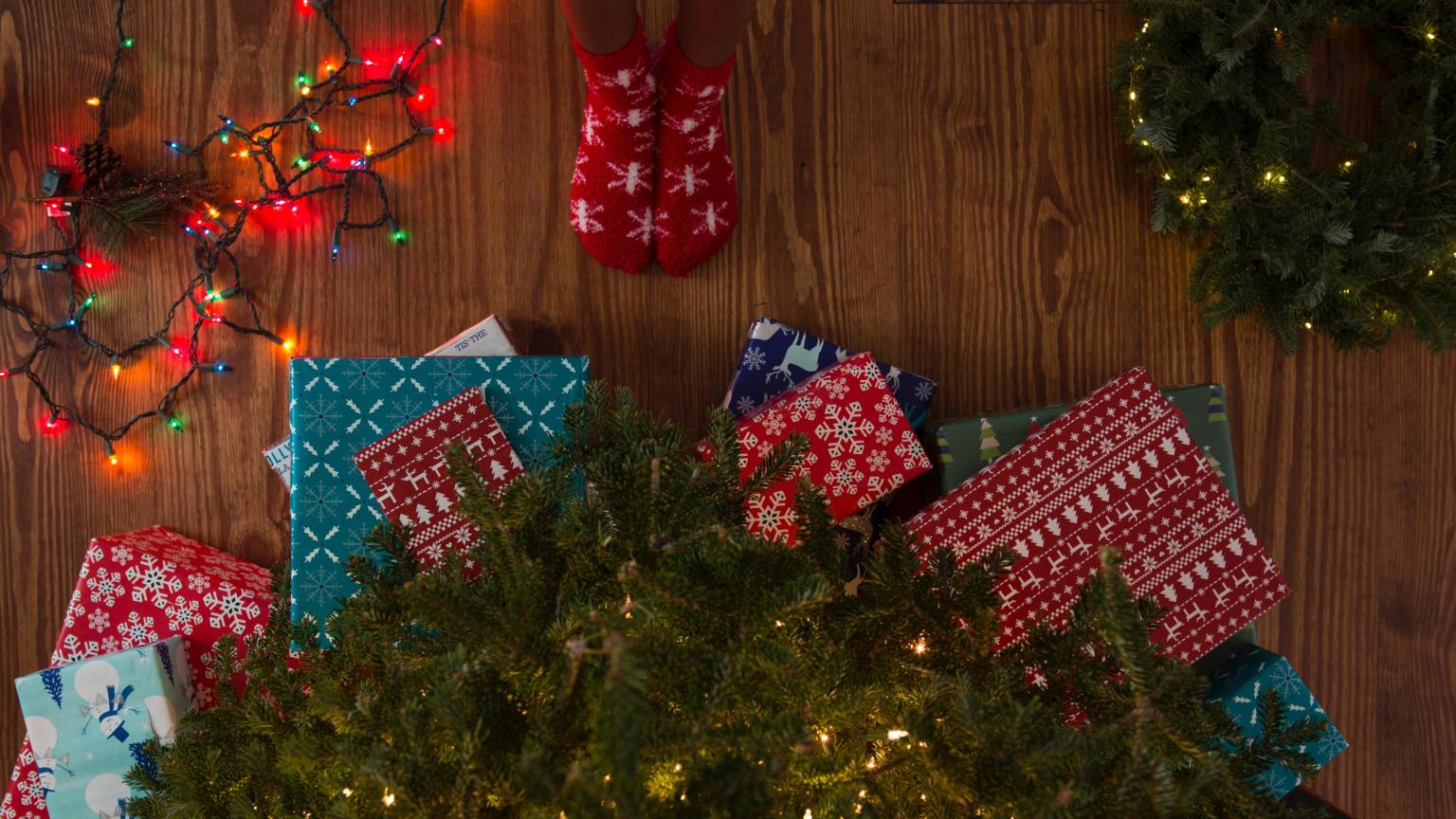 Christmas tree and presents