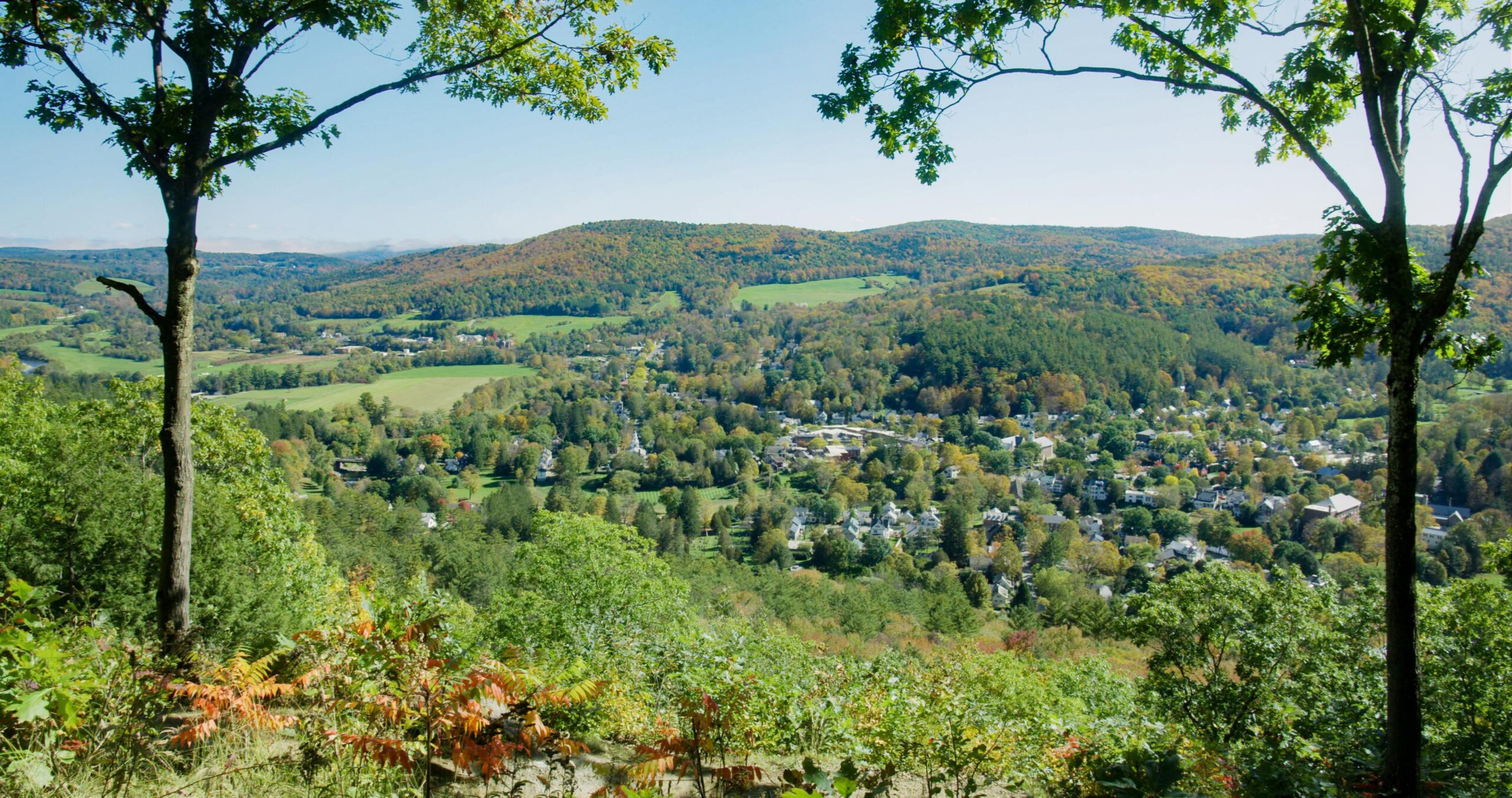Hiking in Woodstock at Mt Tom