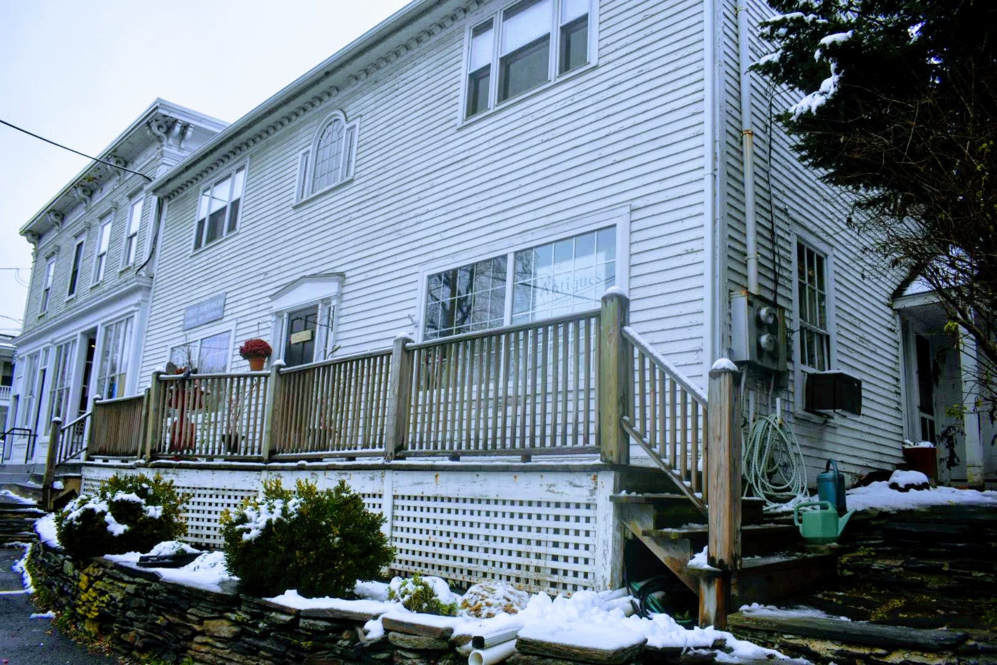 Robert James Walsh & Company outside