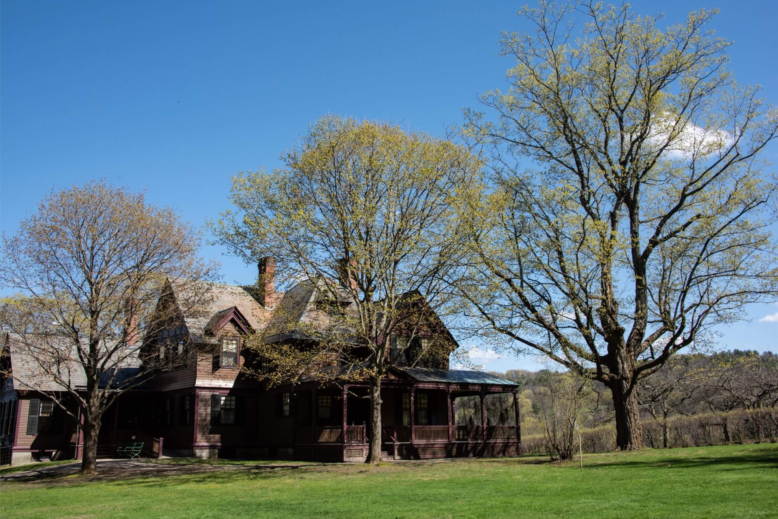 Billings farm manager house early blooms spring