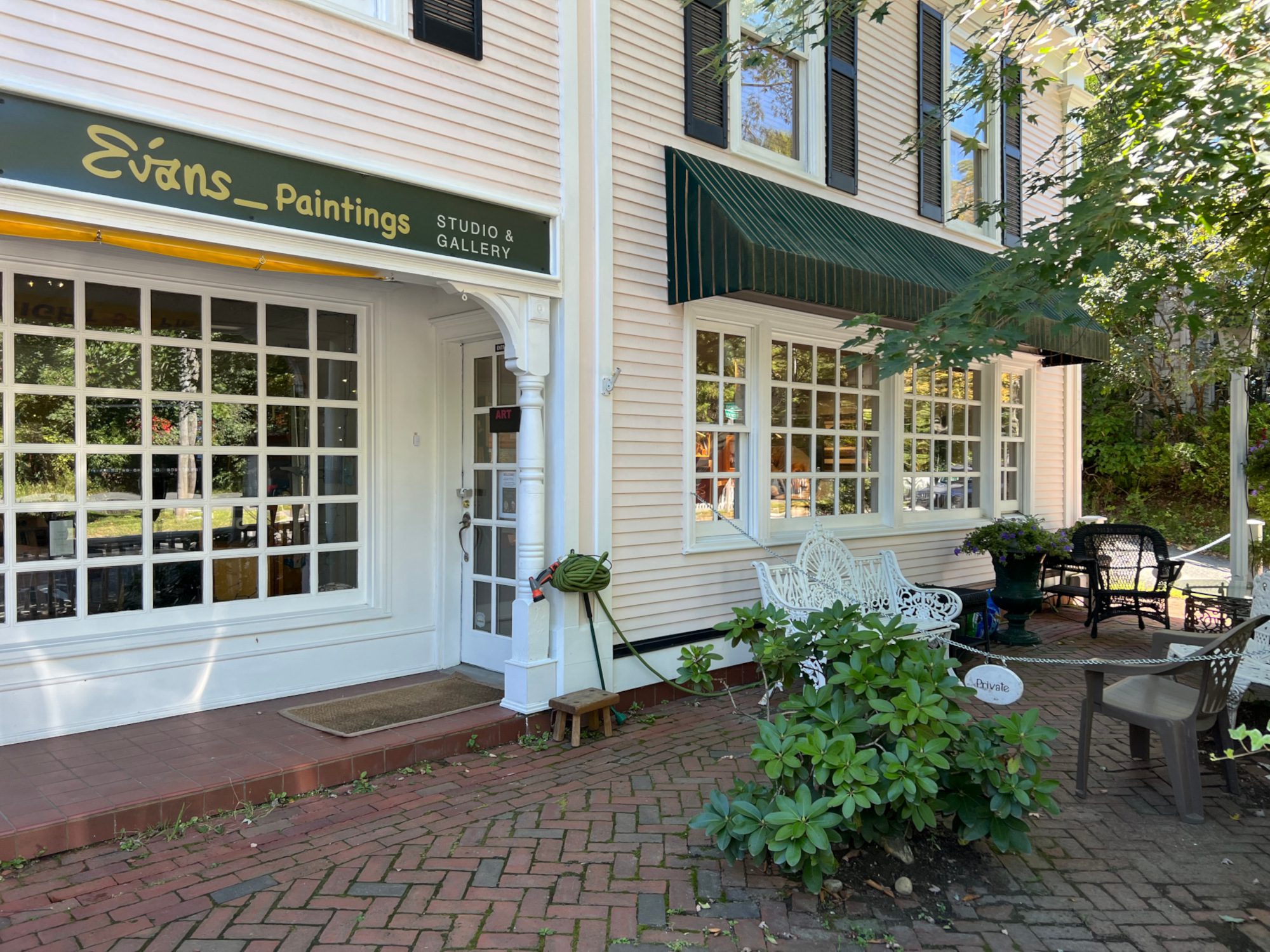 Chip Evans Gallery outside view