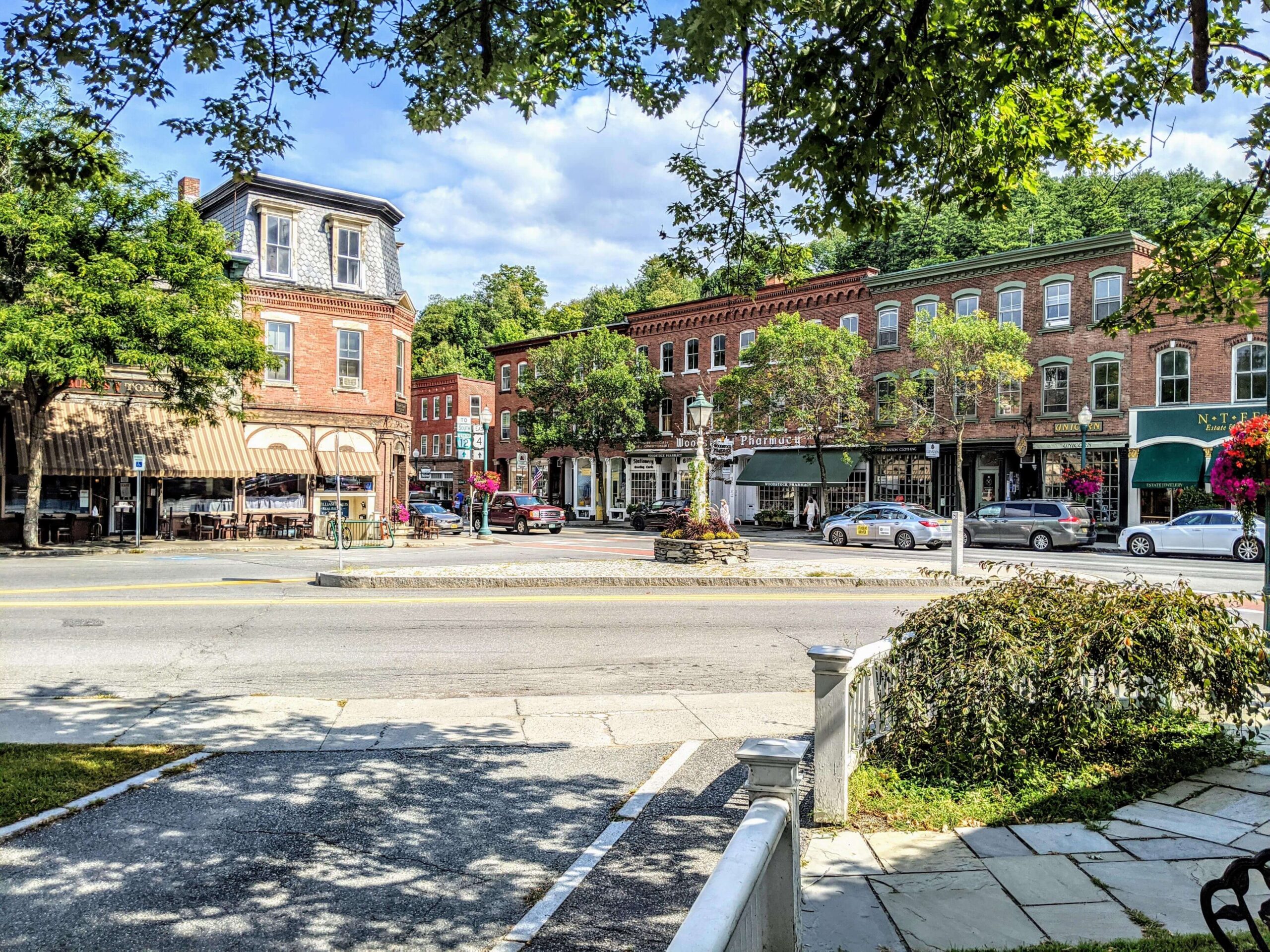 Woodstock summer village central and elm streets