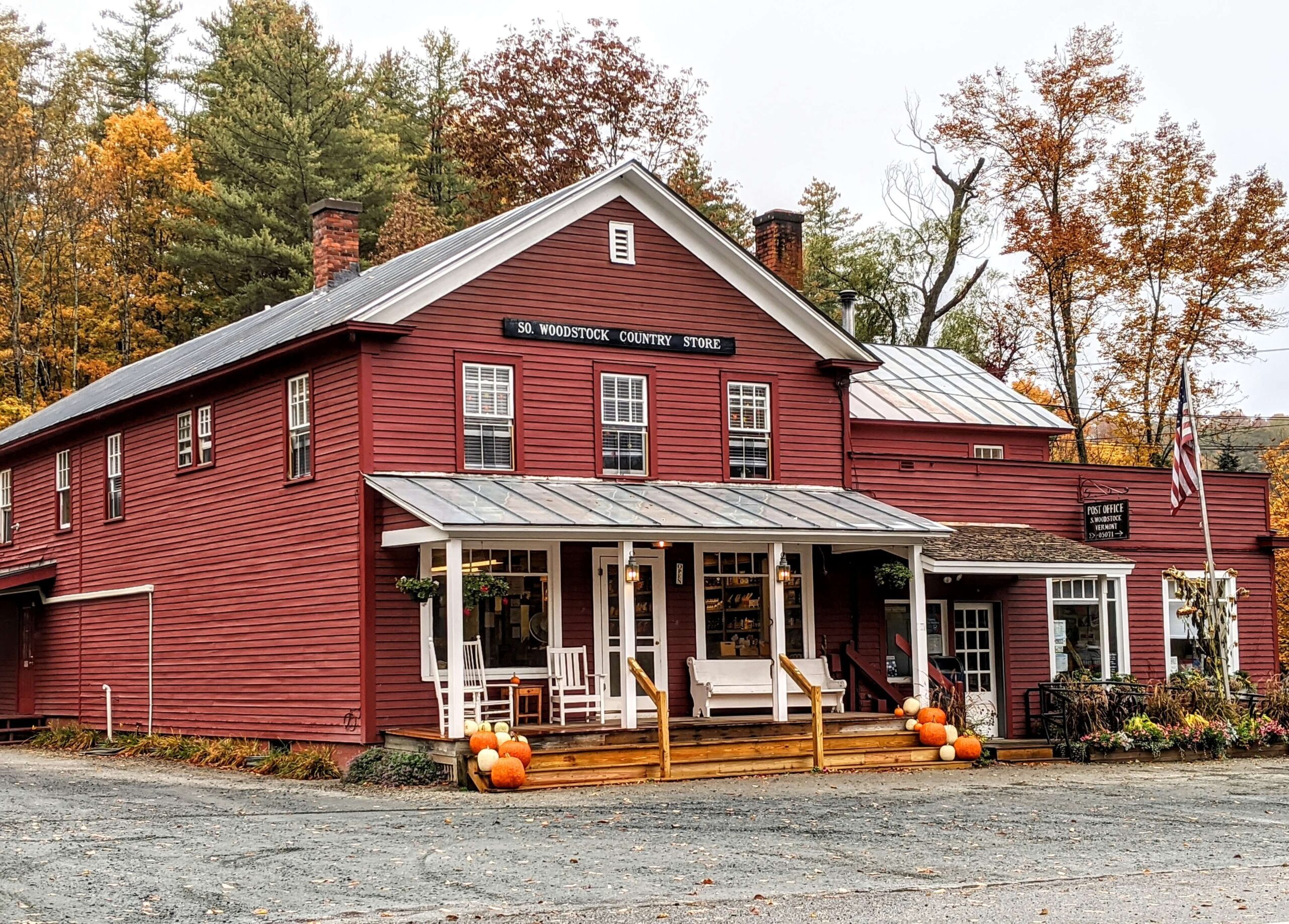 South Woodstock Country Store autumn foliage fall