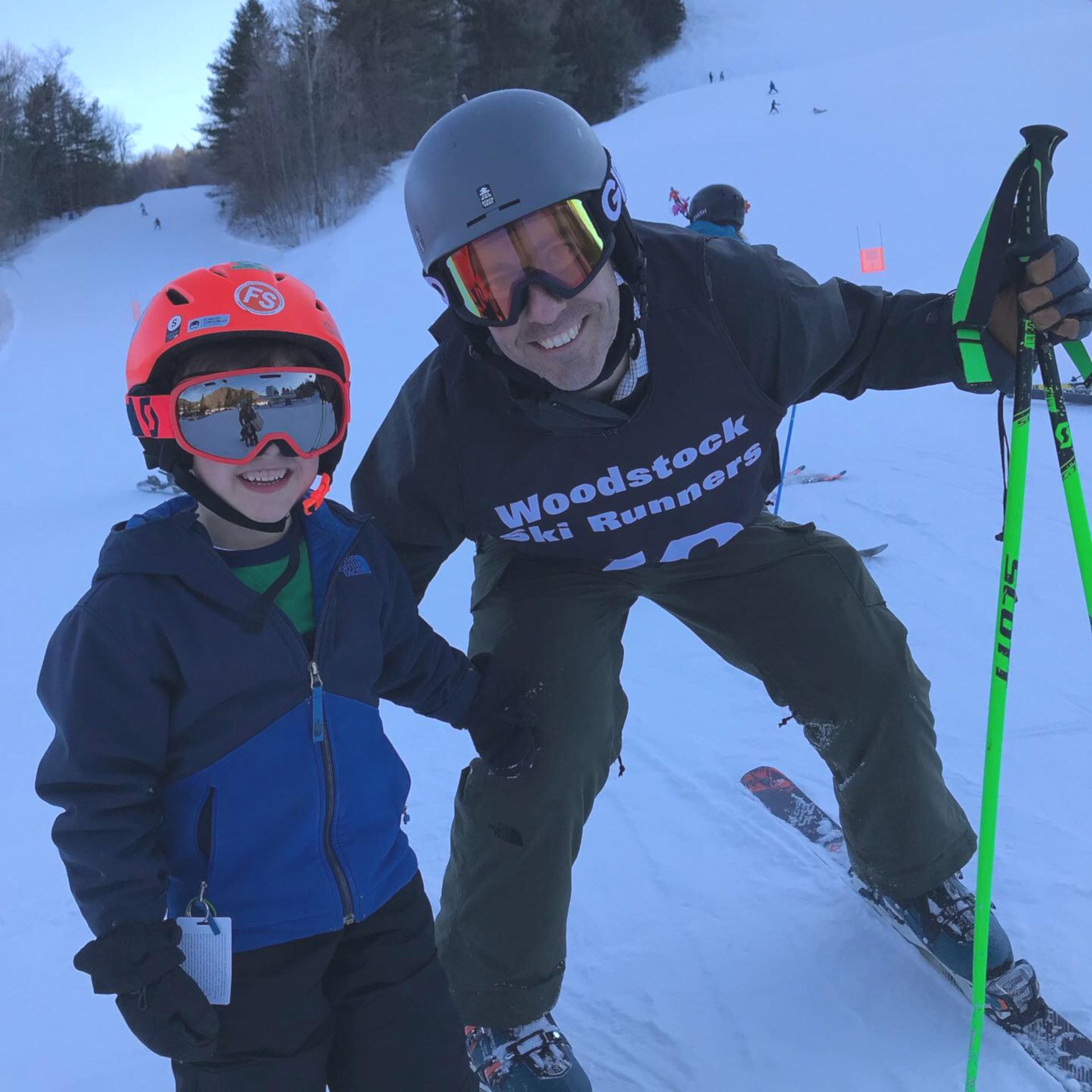 Freyer family skiing