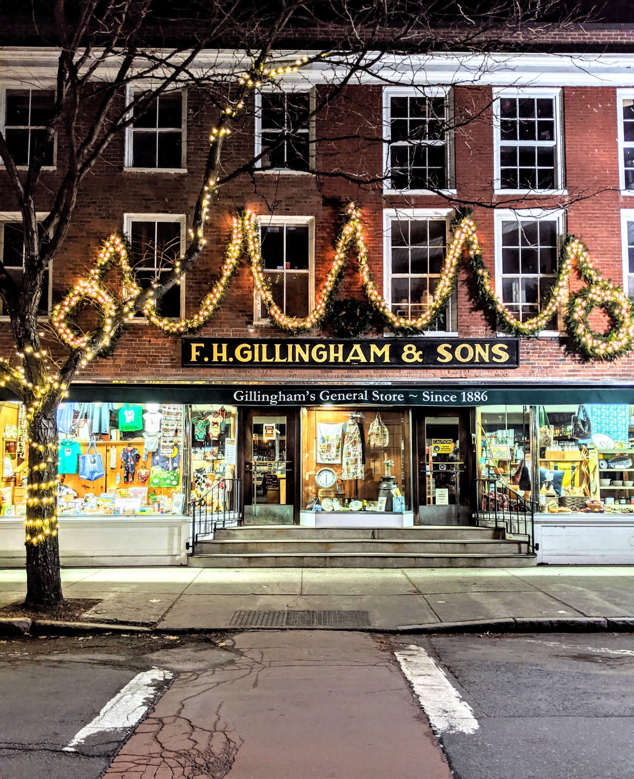 Gillingham's decorated for the holidays