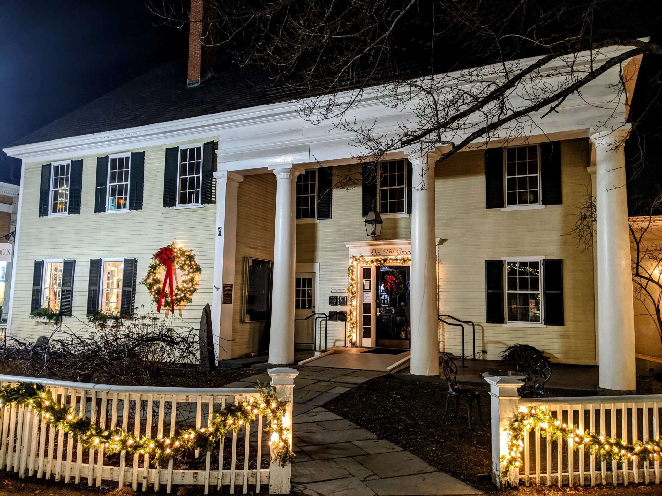 Focus Vermont Gallery holiday decor