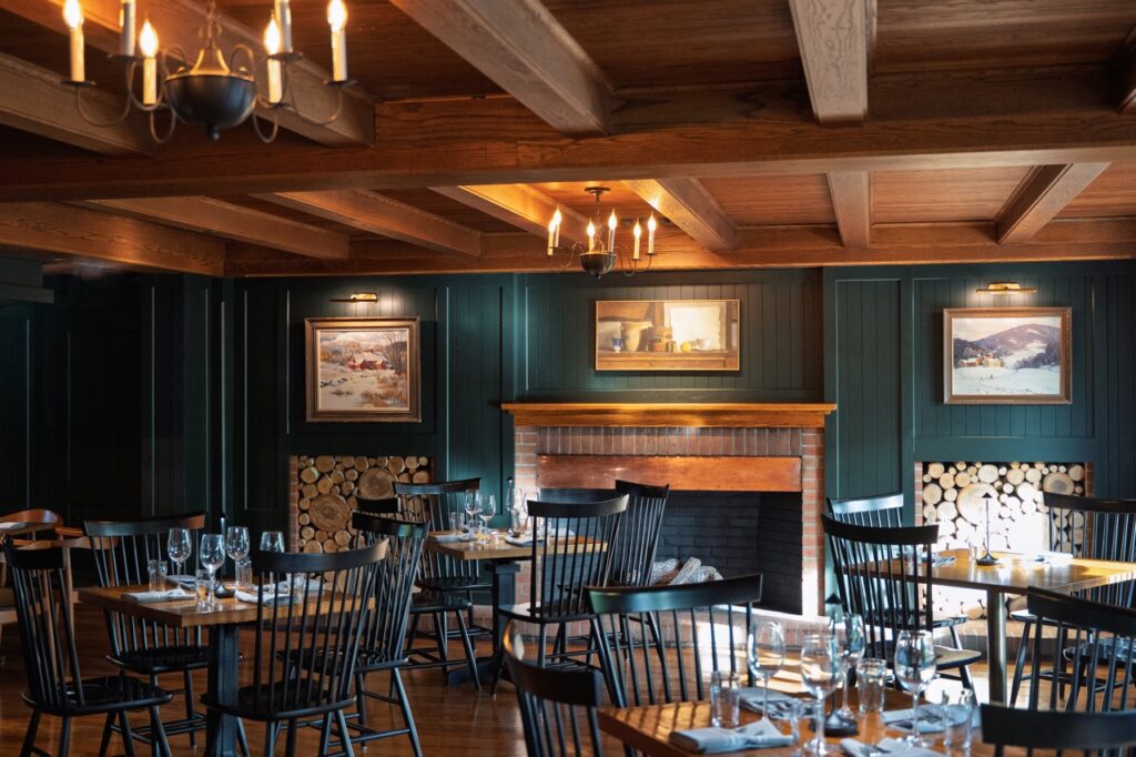 Richardson's Tavern Restaurant set with tables and chairs