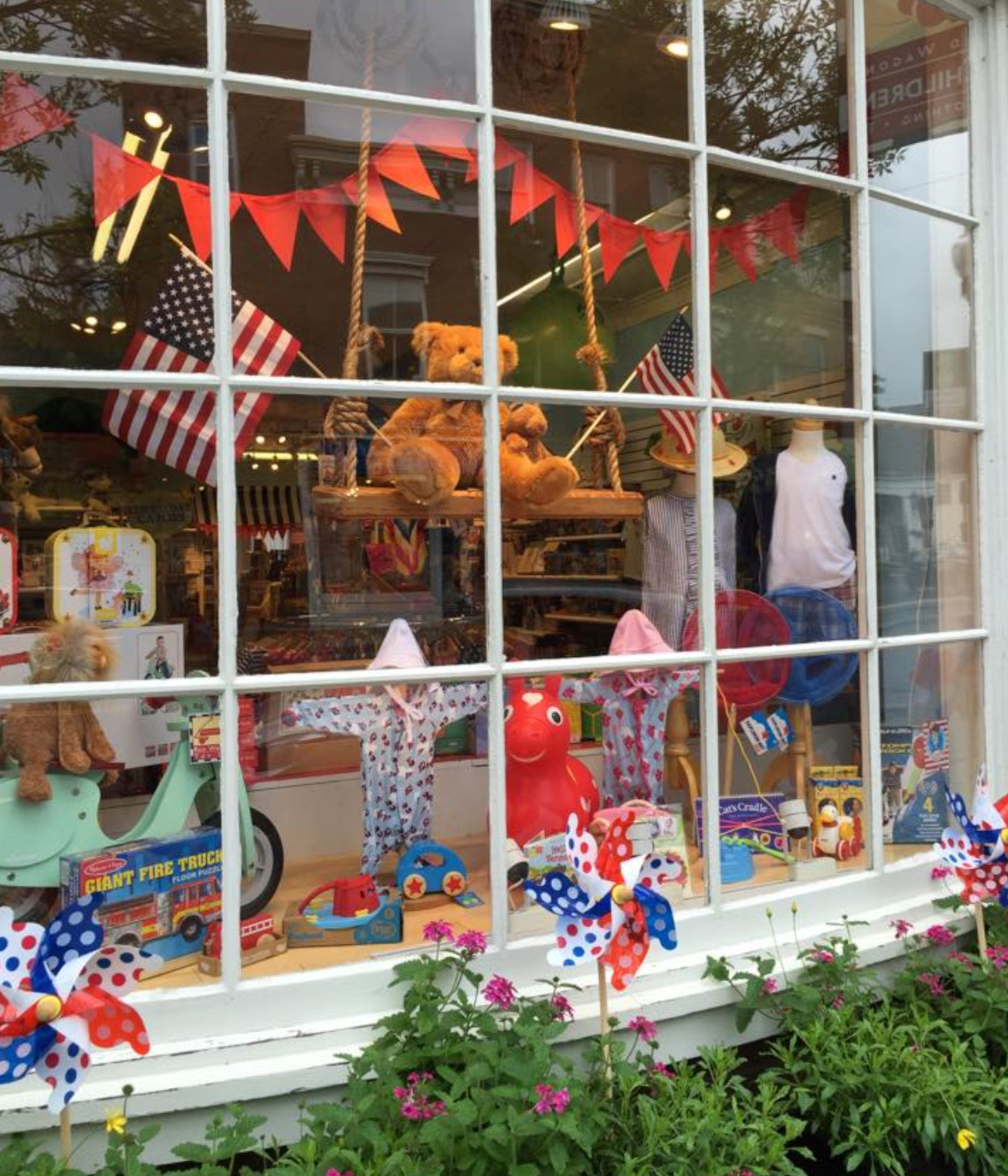 Red Wagon Toy Co. Store front