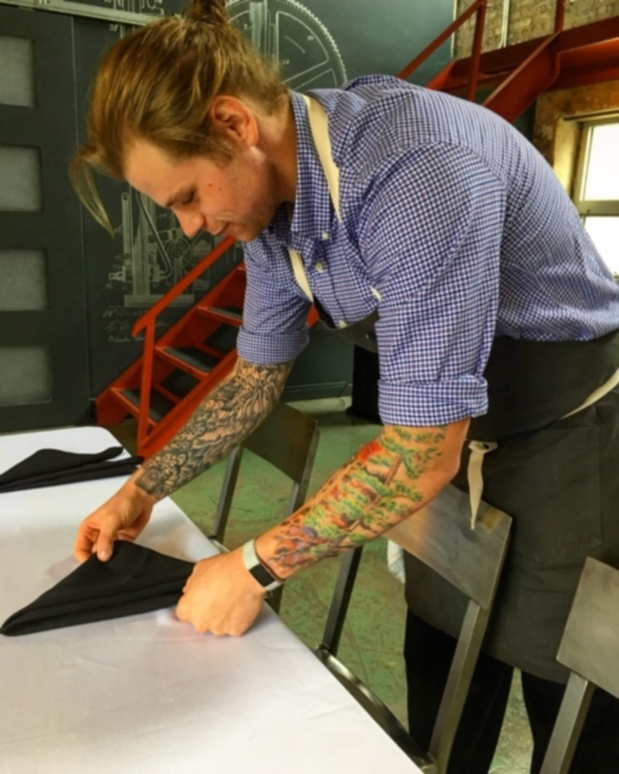 Alex Wnorowski during table prep