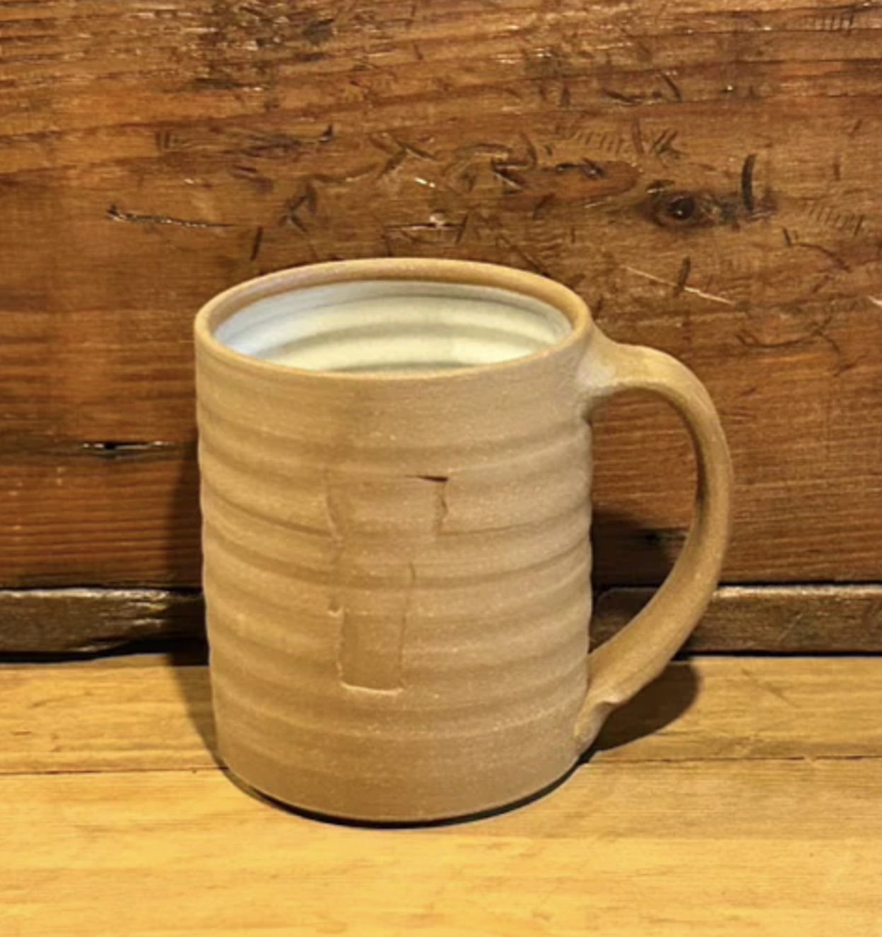 laura white pottery mug