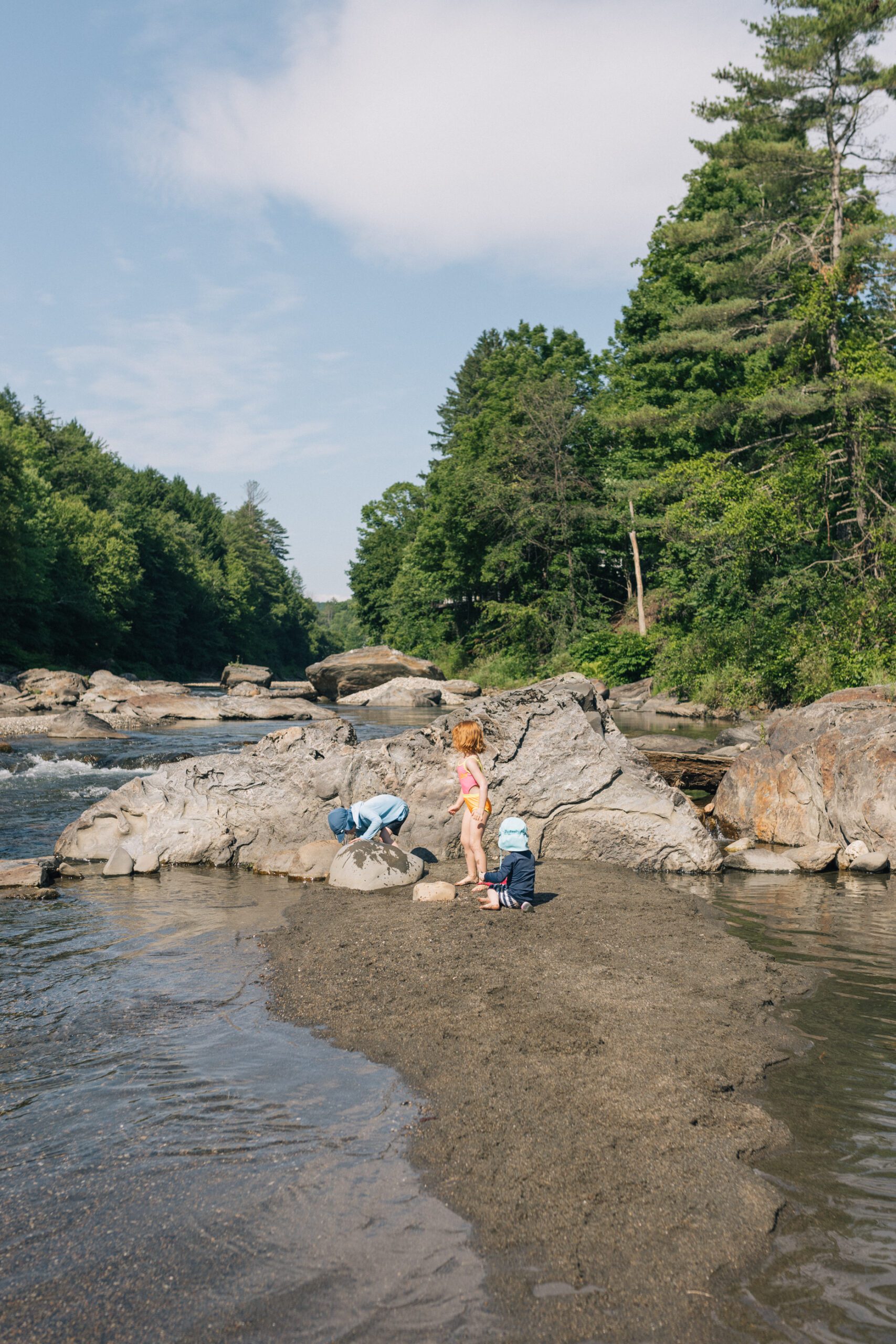 ottaquechee river woodstock vt kids playing