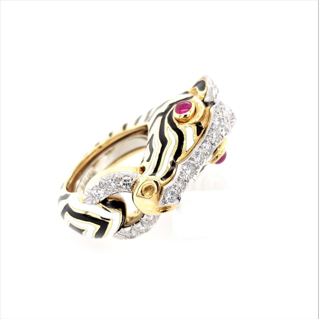 Zebra ring